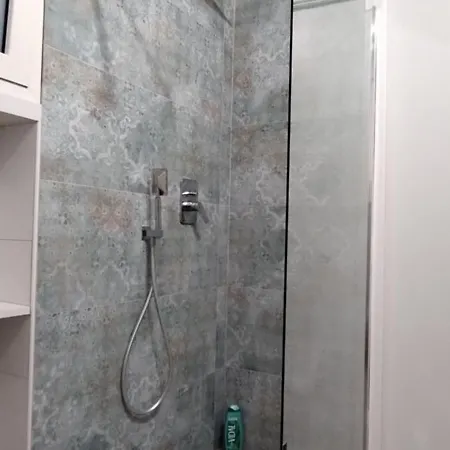 Vulmare 公寓 阿奇雷亚莱